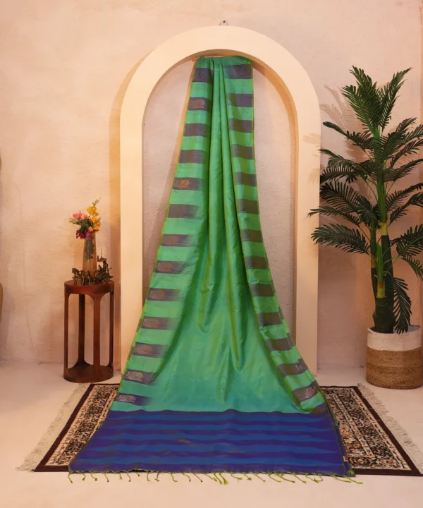 Handloom Silk Green in sunshine with Zari Peacock - Image 4
