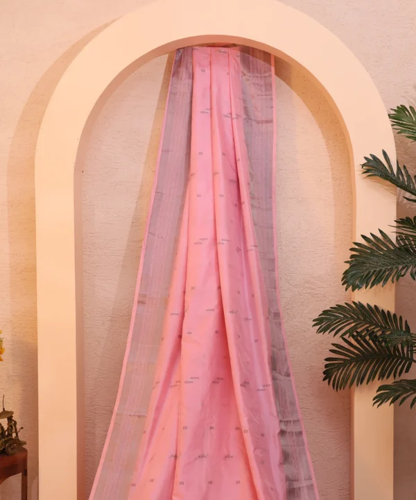 Handloom Silk Pink Saree with Silver Zari Booti - Image 5