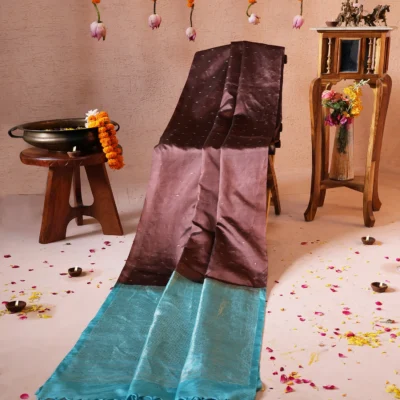 Handloom Silk Saree in chocolate Brown Color With Small Zari
